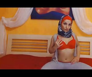 Genç mobil porno video izle indir kızlar iç çamaşırı giyer ve herkes için bir fahişe olur