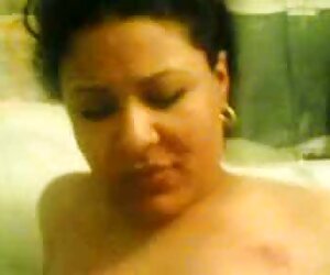 Büyük bir yapay penis brazzers bedava izle için tüy ve pembe kedi